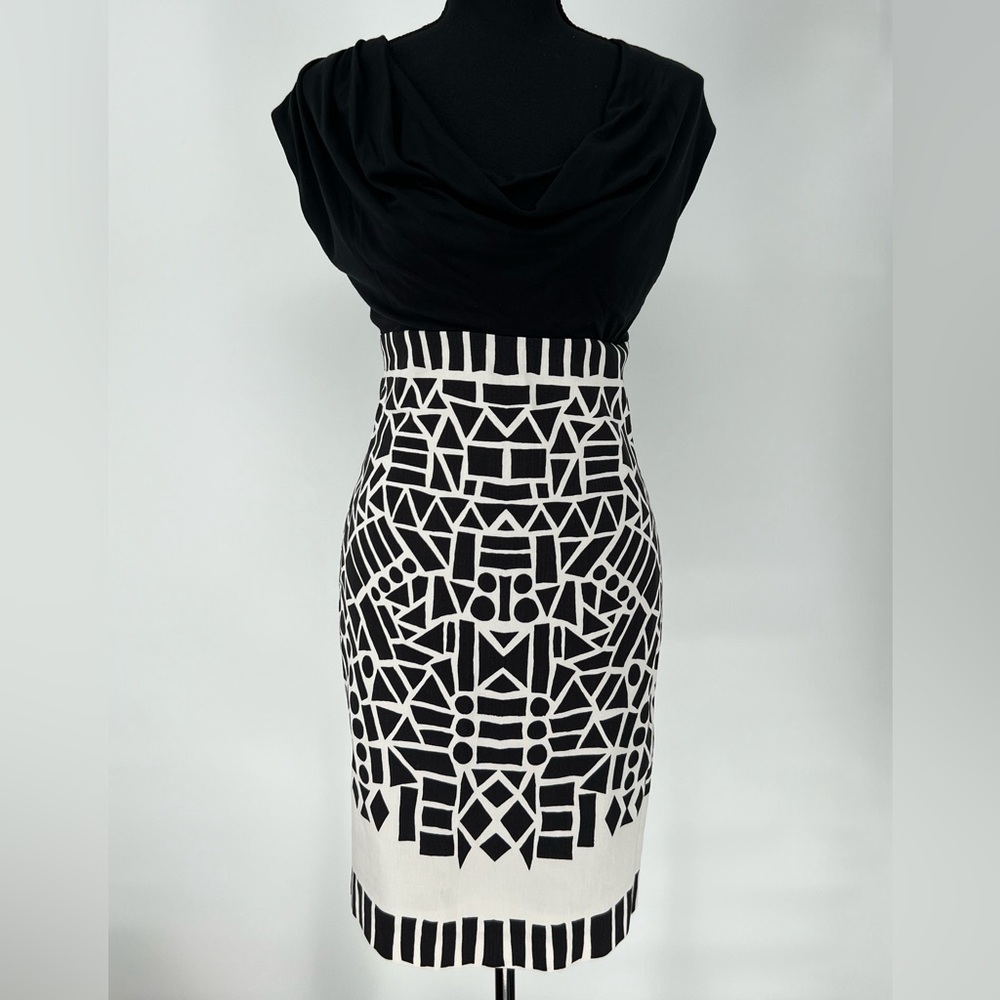 ARTELIER SLEEVELESS DRESS BLK COWL STYLE TOP W/BLACK & WHITE GEOMETRIC PATTERN